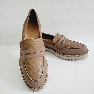 NEW CREVO May Leather Chunky Slip-on Loafer In Taupe Size 9